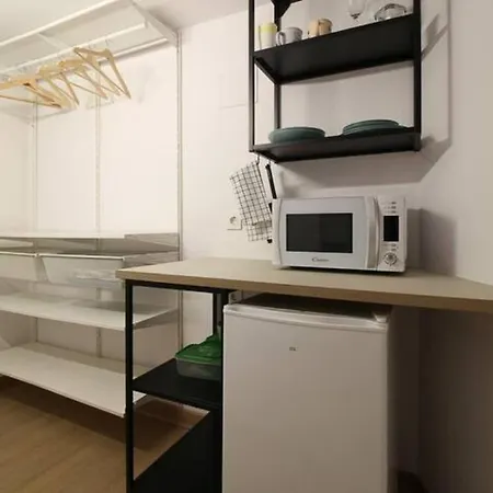 En Apartment *